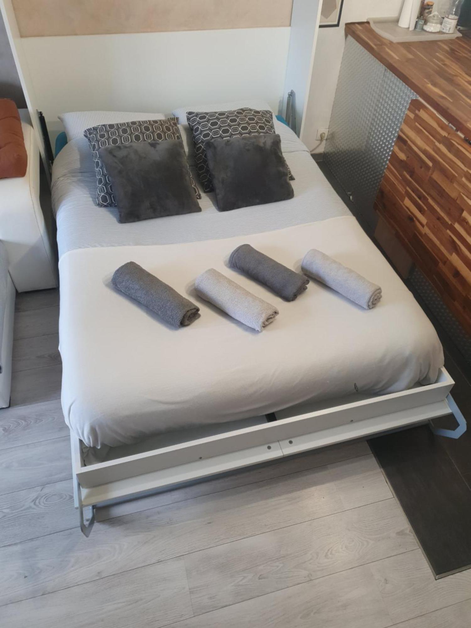 Cosy & Charming Logement Moderne Proche Paris Apartment Аркьой Екстериор снимка